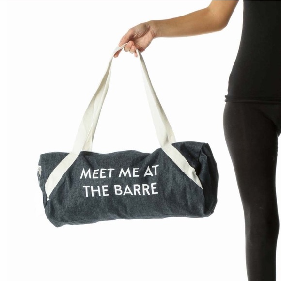 Private party// duffle bag - Picture 2 of 3